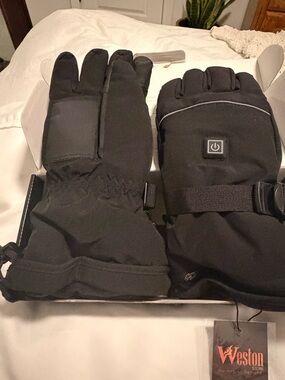Heated Winter Gloves for Women - Black